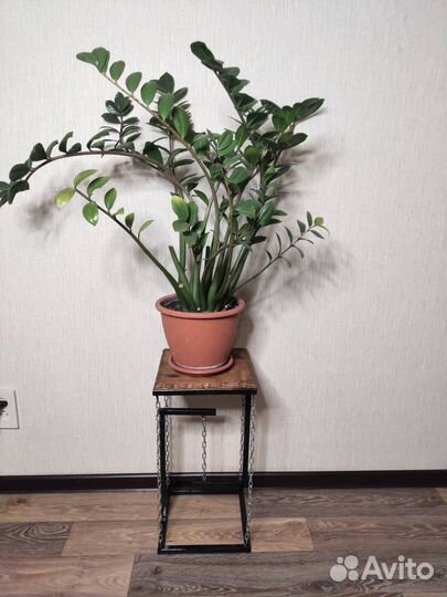 Стол. Подставка. Лофт