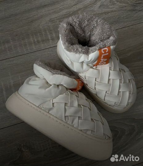 Дутики женские