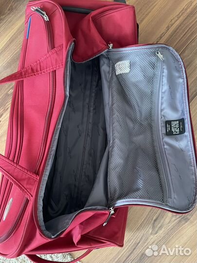 Сумка дорожная на колесах с выдвижной ручкой