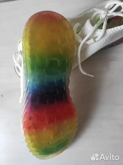 Кроссовки для девочки