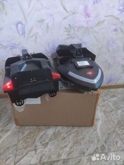 Прикормочный кораблик с gps и эхолот