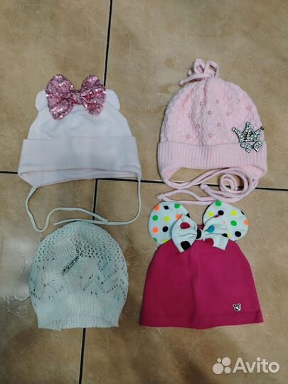 Шапочки на девочку 1.5-2 года