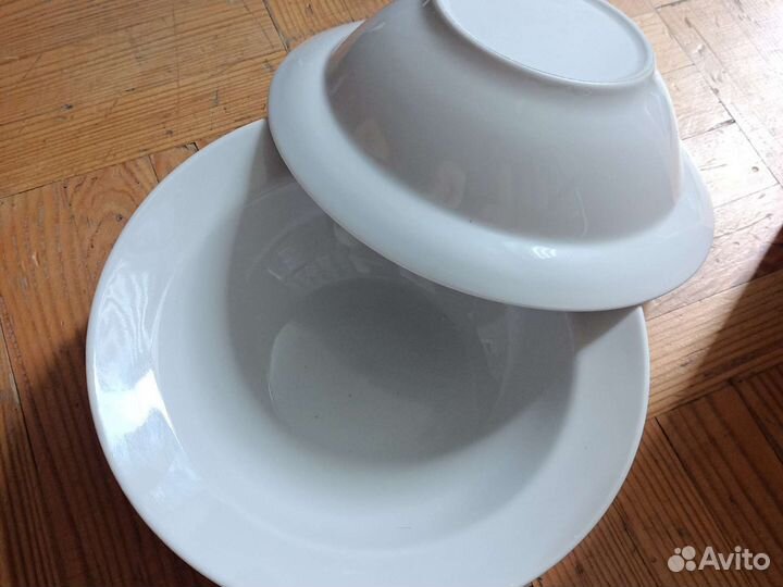 Глубокие суповые тарелки