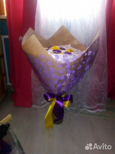 Букет из атласных роз