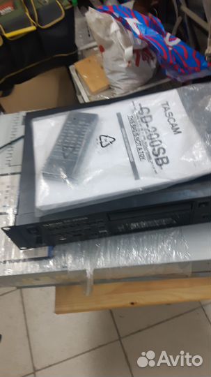 Проигрыватель Tascam CD-200SB