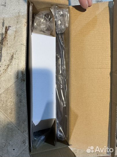 Доводчик дверной Falcon FE-B4W