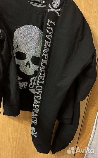 Костюм спортивный м со стразами