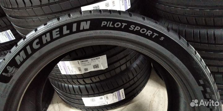 Michelin Pilot Sport 5 245/45 R18 и 275/40 R18 103Y