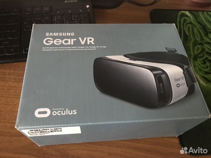 Очки виртуальной реальности samsung Gear VR