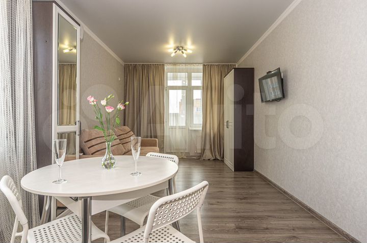 Квартира-студия, 33 м², 17/18 эт.