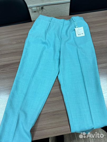 Брючный костюм женский