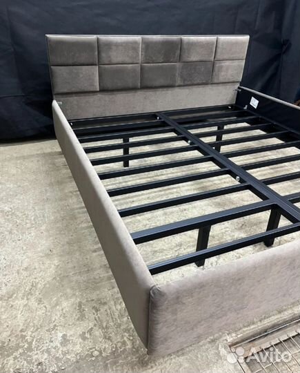 Каркас парящей кровати