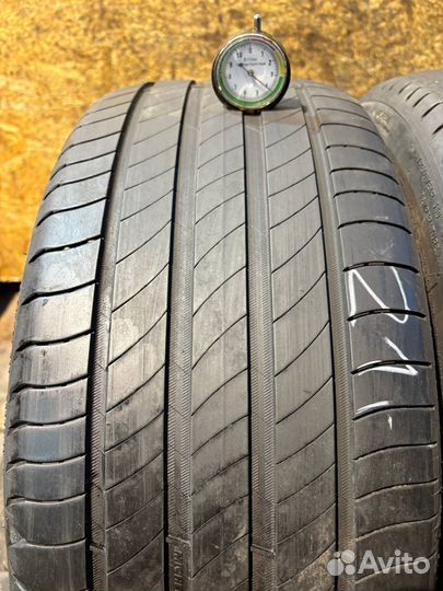Michelin Primacy 4 235/40 R19