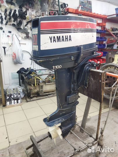 Лодочный мотор Yamaha 20