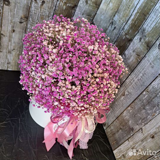 Коробка гигант с радужной гипсофилой