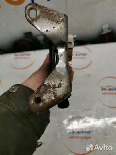 Ручник Dodge Caliber 1.8 EBA 2007