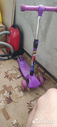 Продам детский самокат