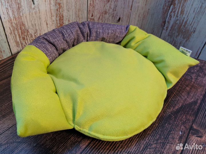 Лежанка для мелких домашних животных