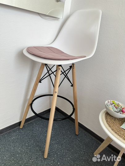 Барный стул