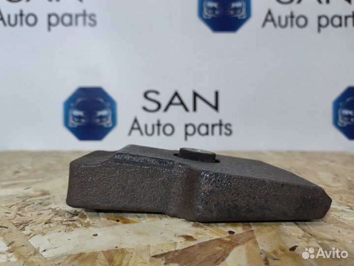 Подушка редуктора Bmw 3 F30 N20B20 2012