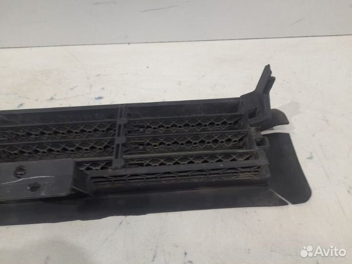 Жалюзи воздуховода Nissan Murano Z52 2016