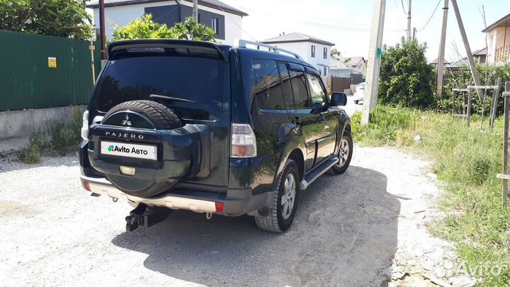 Mitsubishi Pajero 3.2 AT, 2008, 272 000 км