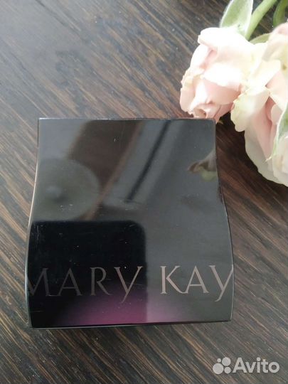 Крем пудра Мери Кей Слоновая кость