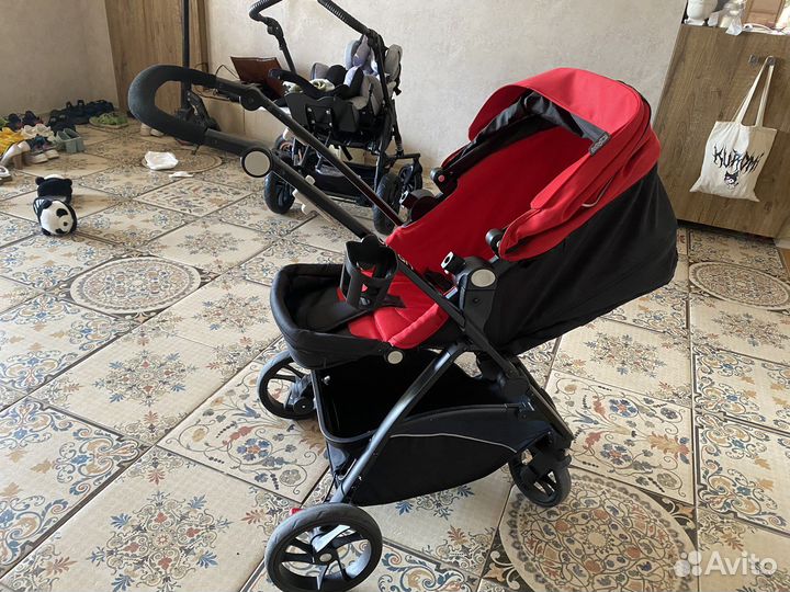 Прогулочная коляска