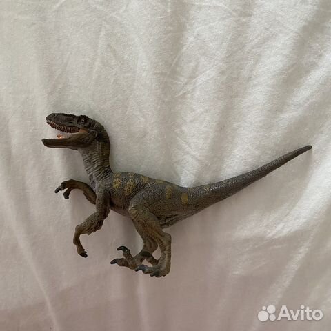 Велоцираптор schleich