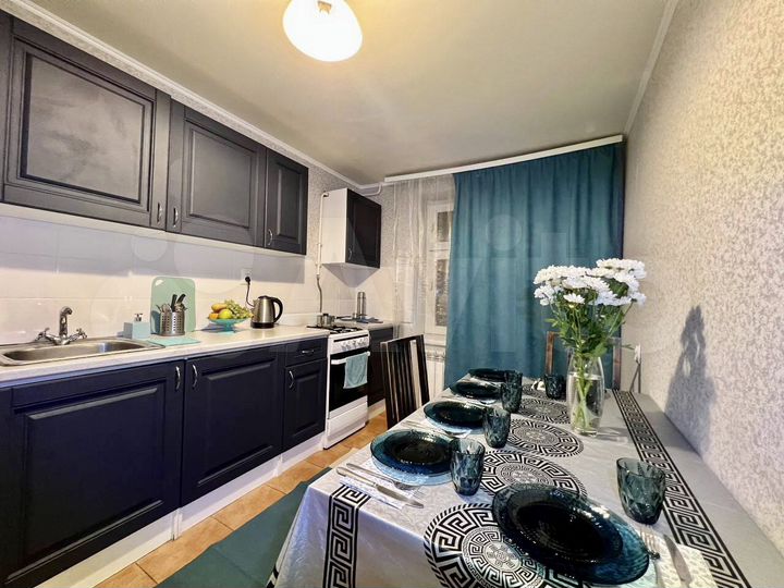 3-к. квартира, 82,4 м², 1/9 эт.