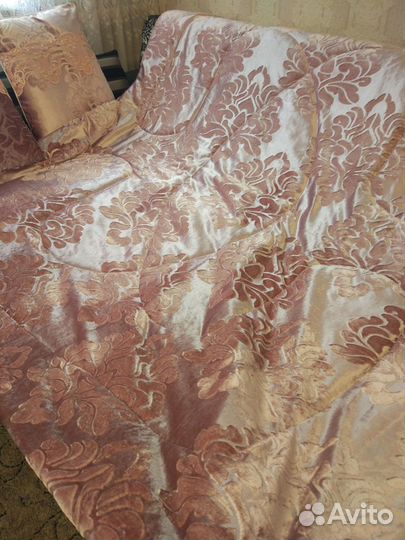 Одеяло - покрывало в комплекте