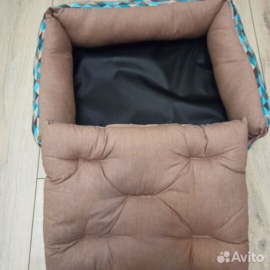 Лежанка для кошки