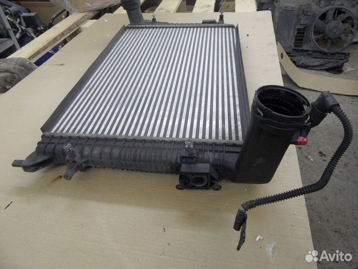 Радиатор интеркулер octavia A5 1.9 1k0145803al