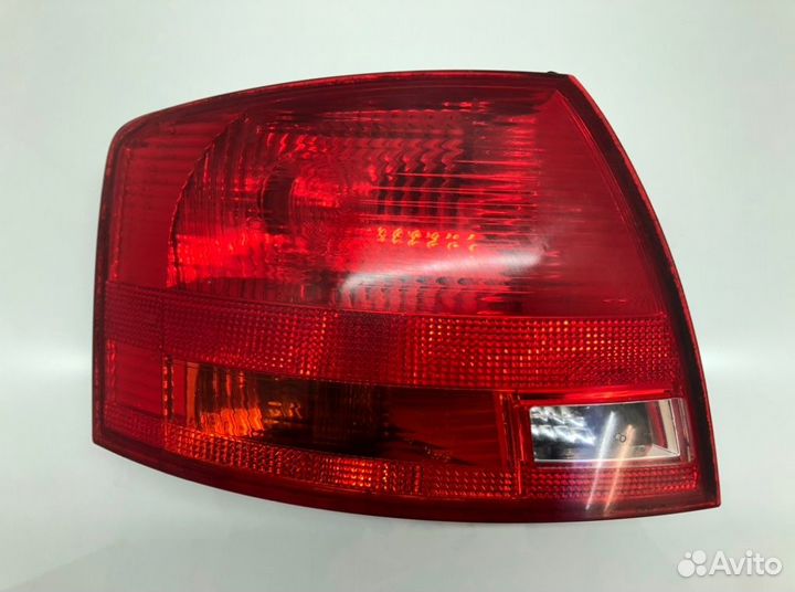Фонарь 8E9945095E Audi A4 B7 (2004-2007)