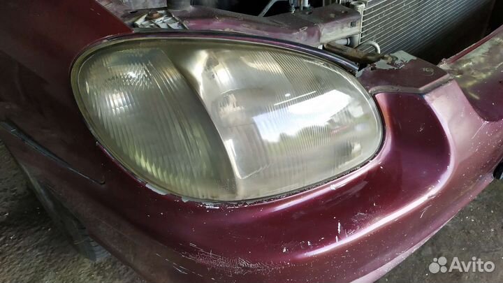 Фара передняя Hyundai Sonata EF 1998-2001