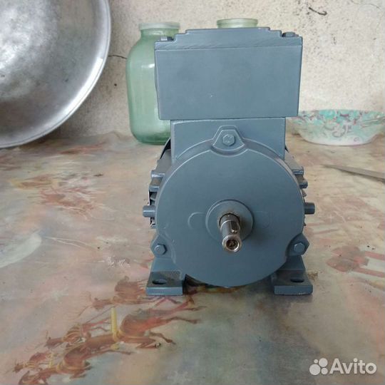 Электродвигатель