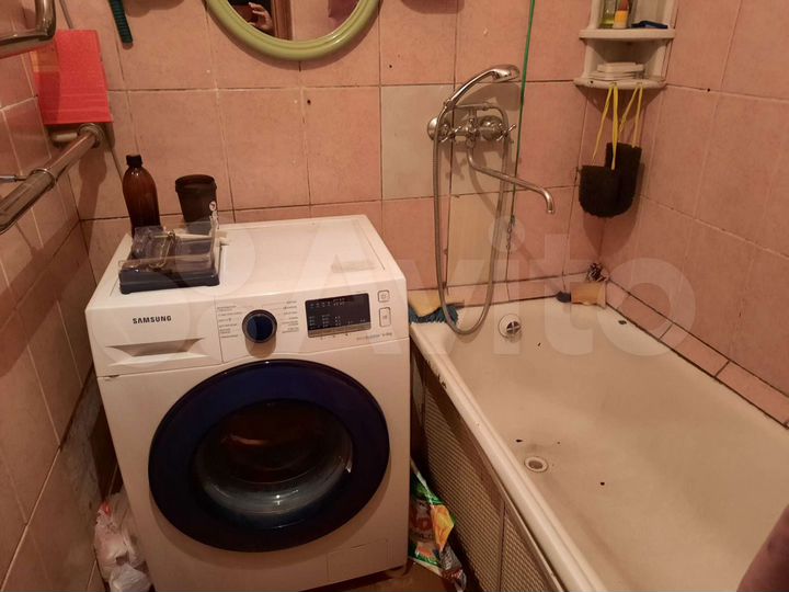 Комната 12 м² в 3-к., 1/9 эт.