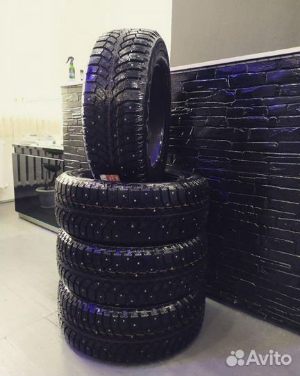 Pirelli Ice Zero 185/60 R15