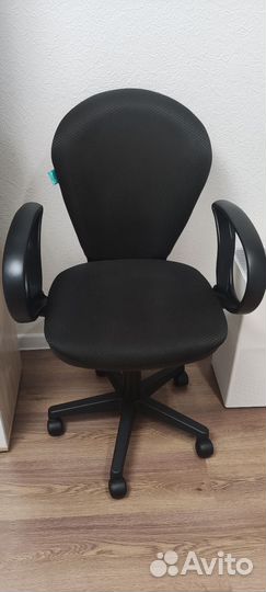Компьютерное кресло