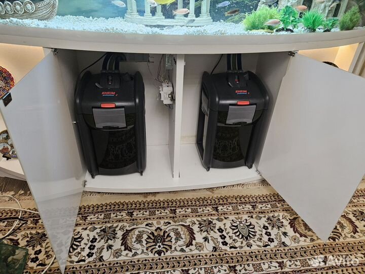 Аквариум с тумбой белый