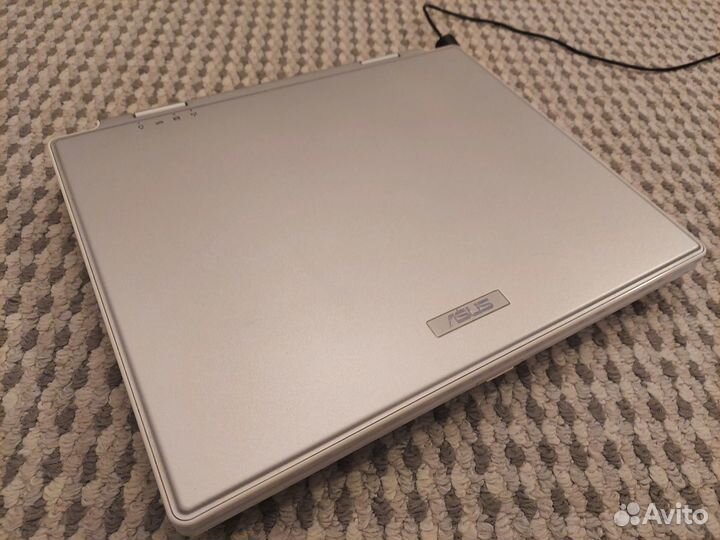 Ноутбук asus M3000N (14,1 дюймов), почти новый