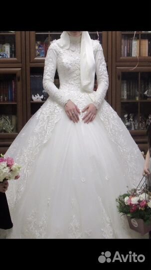 Платье свадебное