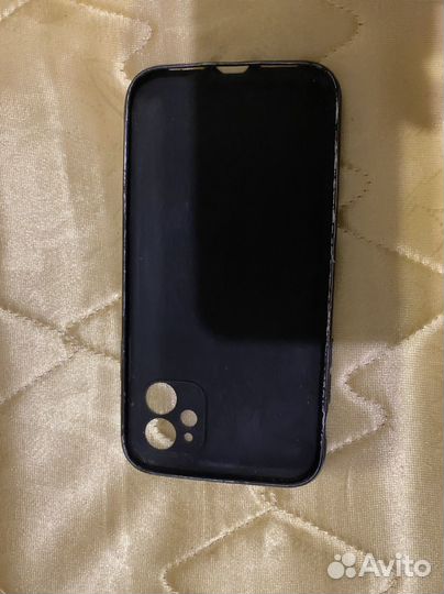 Чехол на iPhone 11