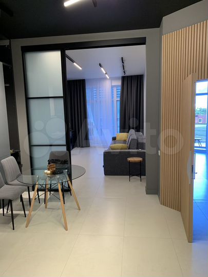 2-к. квартира, 98 м², 2/13 эт.