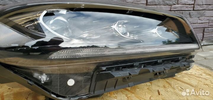 Фара правая LED kia sorento prime, 92102C5600