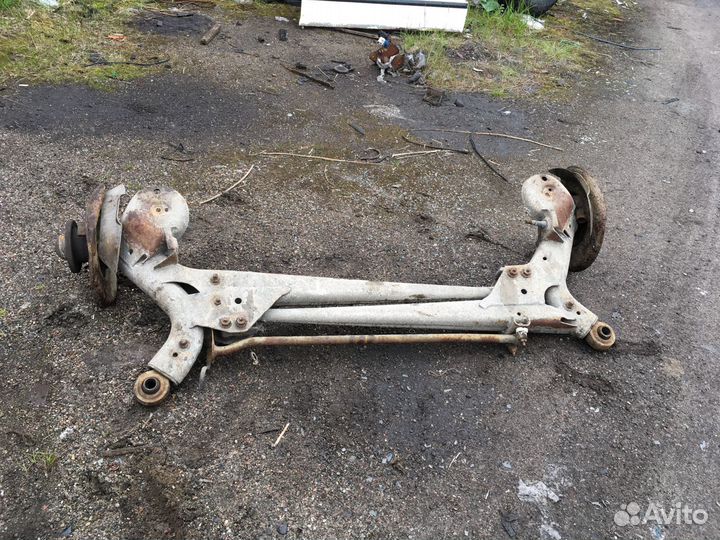 Задняя балка Volvo S70