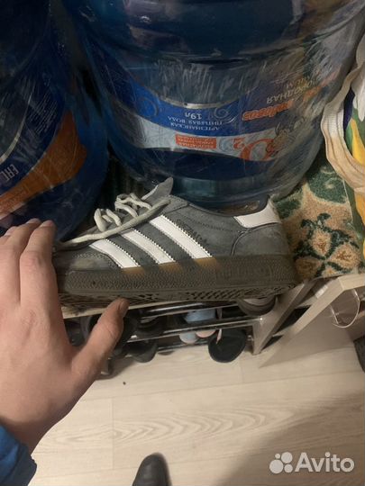 Кроссовки adidas spezial