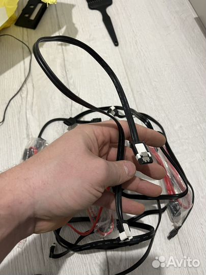 Кабель питания SATA