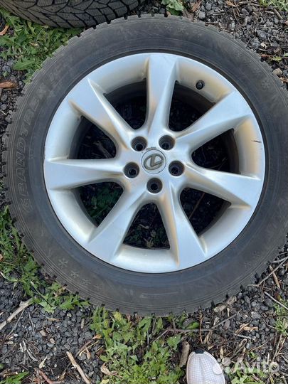 Зимняя резина на дисках lexus 235 55 19