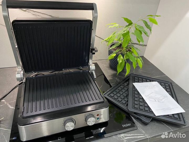 Новый Гриль электрический + вафельница 2в1